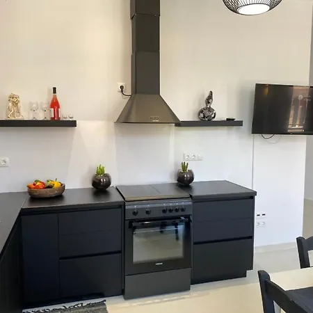 Daire Artelie Kyparissia